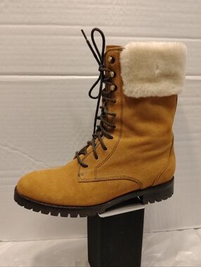 Cole Haan Nike Air Faux Fur, Women # 7.5 US Waterproof Boots
